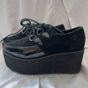 STRANGE CVLT 'Bela', Platform Oxford with Bat Details